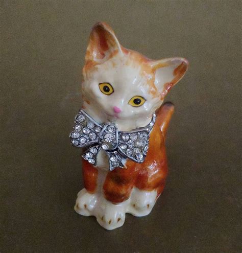 Vintage Tabby Cat Trinket Box Enamel Jewelry Box 